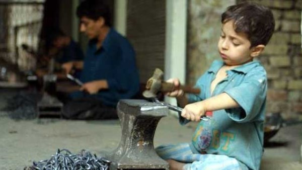 برلمانى: حظر تشغيل الأطفال في المهن الخطرة انتصار حقيقي لحقوق الطفل