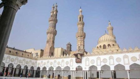 من تصبح بسبع تمرات لا يضره سم ولا سحر.. أزهري يوضح