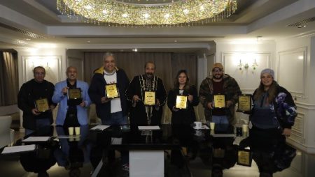 تكريم صناع مسلسل السوق الحرة في صدى البلد.. شاهد