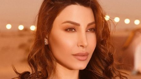 عيد شعنينة مباركة.. المطربة يارا تحتفل بأحد السعف