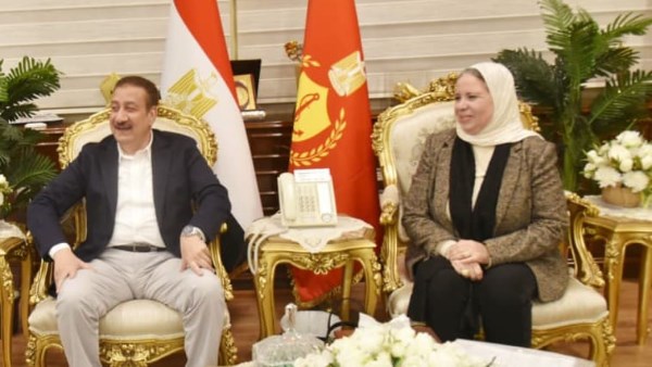 استجابة لطلبات النائبة أمل عصفور.. محافظ بورسعيد يوجه بحل مشكلات أصحاب المصانع