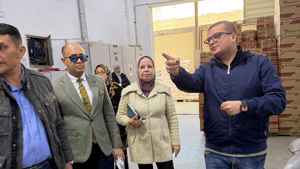 نائبة الشعب الجمهوري تتفقد مشروعات المنطقة الصناعية بجنوب بورسعيد