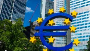 «يو بي إس» يخفض تصنيف أسهم منطقة اليورو مع تزايد المخاطر الجيوسياسية واضطرابات الطاقة