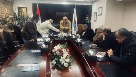 القابضة للمياه: تسريع توصيل خط 1400مم بزهراء المعادي لتعزيز الشبكات