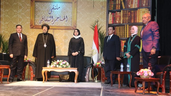 ملتقى الهناجر الثقافي يناقش “رمضان ومحبة الأوطان” بمشاركة نخبة من المثقفين ورجال الدين والفنانين