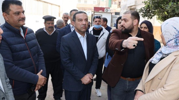 محافظ المنوفية يحيل 224 من العاملين بمستشفي قويسنا للتحقيق لتغيبهم وترك العمل بدون إذن