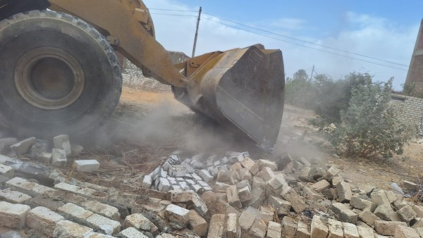 إزالة 32 حالة تعد بمركزي قنا وأبوتشت ضمن حملات حماية أراضي الدولة إزالة 32 حالة تعد بمركزي قنا وأبوتشت ضمن حملات حماية أراضي الدولة