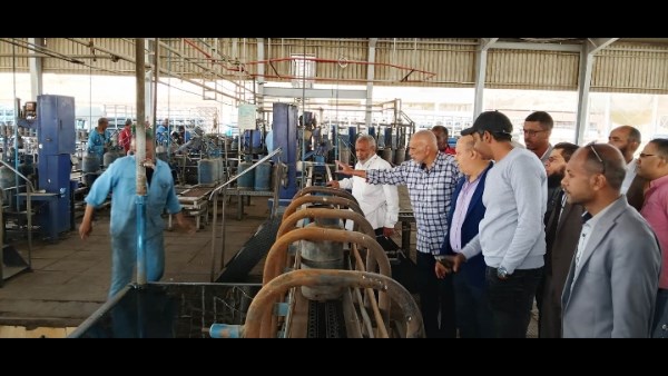 بتكليفات محافظ أسوان.. لجنة لتفقد مصنع تعبئة أسطوانات البوتاجاز بـ سلوا