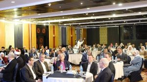 أخبار أسوان| بروتوكول تعاون.. لقاء فكرى للهيئة القبطية والمحافظة.. وجولات مفاجئة