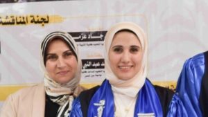 محافظ مطروح يهنئ الأمهات المثاليات ويمنحهم رحلة عمرة