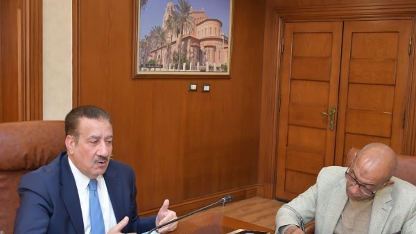 محافظ بورسعيد يوجه بتكثيف حملات الإشغالات والتعديات بالأحياء وعدم عودتها مرة أخرى