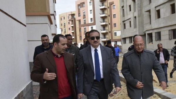 محافظ بورسعيد يشدد على الالتزام بالجدول الزمني لمشروع 66 عمارة بمدينة بورفؤاد