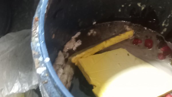 إعدام 30 كيلو أغذية غير مطابقة للاشتراطات بحملة فى زهور بورسعيد.. صور