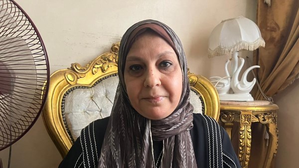 الأم المثالية الأولى على بورسعيد: أهدي التكريم لروح زوجي وطالبت أبنائي بالتفوق عشان والدهم