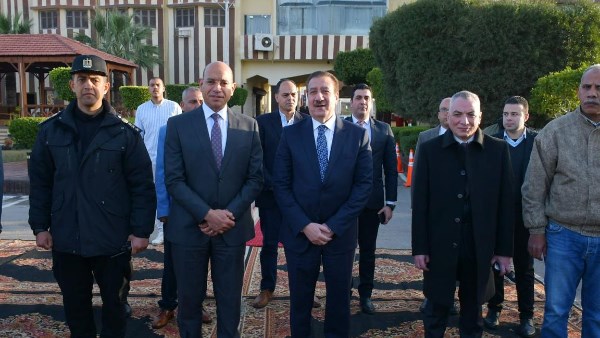 محافظ بورسعيد يثمن دور الشرطة في فرض الأمن للمواطنين خلال عيد الفطر محافظ بورسعيد يثمن دور الشرطة في فرض الأمن للمواطنين خلال عيد الفطر