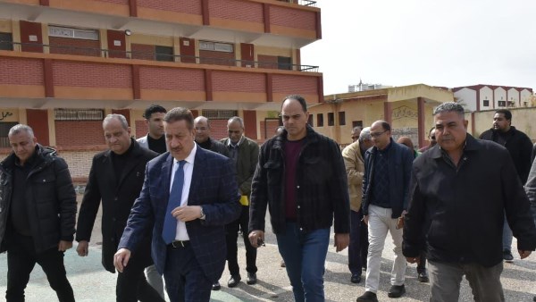 محافظ بورسعيد يتابع أعمال تطوير رفع كفاءة مدرسة عقبة بن نافع بطاقة 24 فصلا |شاهد محافظ بورسعيد يتابع أعمال تطوير رفع كفاءة مدرسة عقبة بن نافع بطاقة 24 فصلا |شاهد