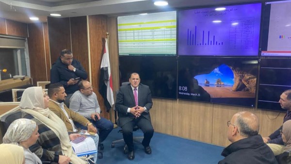 رئيس رعاية بورسعيد يشدد على أهمية الاستجابة السريعة لشكاوى المواطنين والتعامل الفوري معها