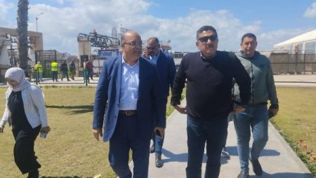 مجلس أمناء دمياط وجهاز التعمير يتفقدان شاطئ قادرون لذوي الهمم استعدادًا للصيف