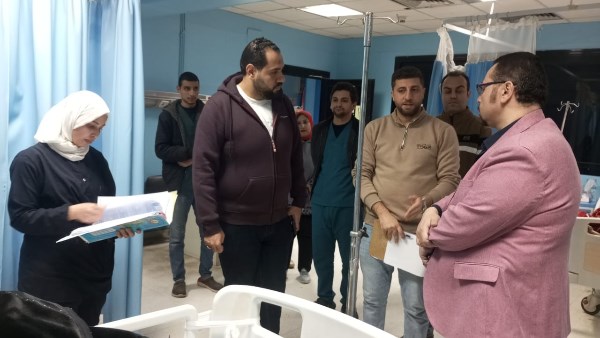 وكيل صحة الشرقية يتفقد مستشفى ديرب نجم خلال عطلة عيد الفطر المبارك