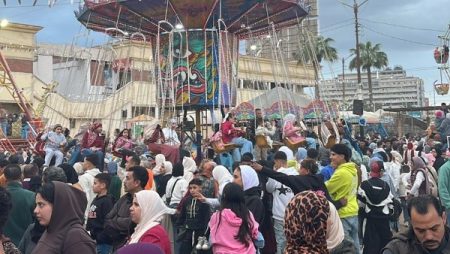 كاملة العدد.. إقبال على حديقة صنعاء في ثالث أيام العيد بكفر الشيخ| صور