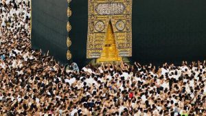 أجواء مهيبة.. استعدادات متكاملة في المسجد الحرام لاستقبال المصلين ليلة 27 رمضان