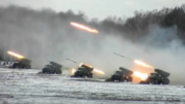 التلفزيون الإيراني يعلن تدمير مسيرتين في محيط طهران