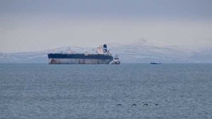 عراقجي: إيران مستعدة للسماح بعبور السفن اليابانية مضيق هرمز