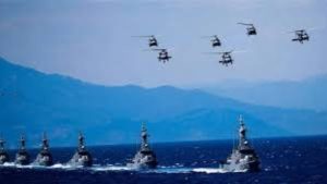 هيئة بحرية بريطانية: تعرّض ناقلة قبالة دبي لإصابة بمقذوف مجهول ما أدى لحريق