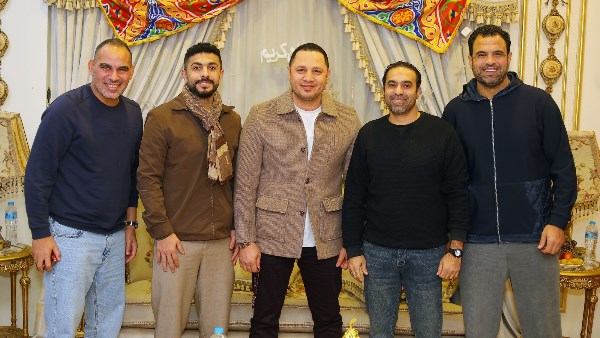 نجوم الزمالك والأهلي بنهائي دورة رمضانية بالدقهلية