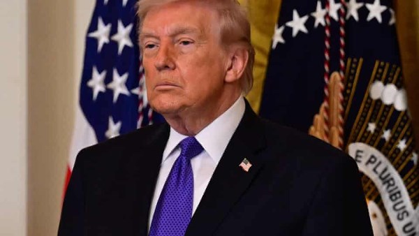 ترامب يُثير الجدل: قد نضرب منشآت النفط الإيرانية في جزيرة خارك «لمجرد التسلية»