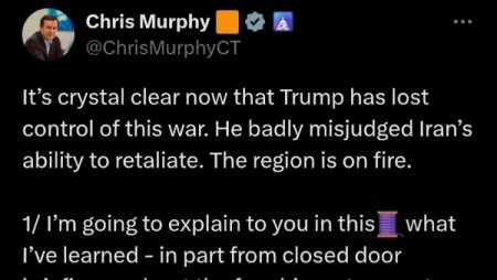 سيناتور أمريكي يفضح ترامب: أخطأ في تقدير قدرات إيران وليس لديه خطة