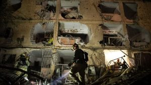 بالصواريخ.. حزب الله يقصف تجمعًا إسرائيليًا بلبنان.. و88 مصابًا بصاروخ إيران المُدمّر