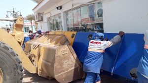 تكثيف حملات ضبط التراخيص والإشغالات بالممشى السياحي بالغردقة خلال اجازة العيد