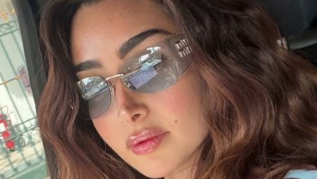 هنا الزاهد تتألق في ظهور جديد بالكاجوال.. صور