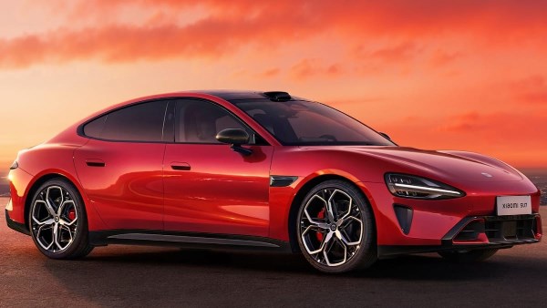 سيارة شاومي تبيع 15 ألف وحدة في نصف ساعة فقط