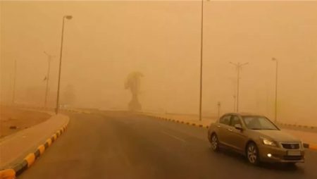 بعد تحذيرات الطقس.. 8 خطوات لحماية أطفالك من التقلبات الجوية