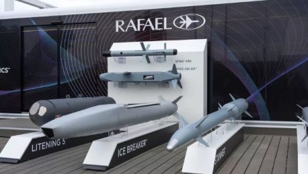 الجيش الإيراني يعلن استهداف مراكز شركة إسرائيلية كبيرة للصناعات العسكرية