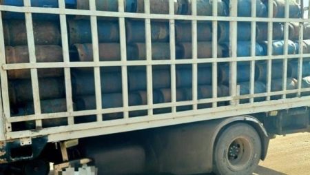 ضبط 953 أسطوانة غاز لتوزيعها بالمخالفة خلال حملات تموينية بالبحيرة