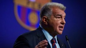 لابورتا: قرار رحيل ميسي عن برشلونة كان صائبا