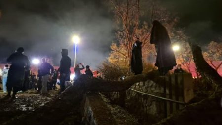 أصعب حدث في إسرائيل.. صاروخ إيراني يسبب دمار واسع في عراد واستنفار طبي غير مسبوق بالمستشفيات