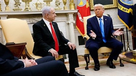 قناة عبرية: أمريكا أبلغت إسرائيل أن عملية فتح مضيق هرمز ستستغرق أسابيع