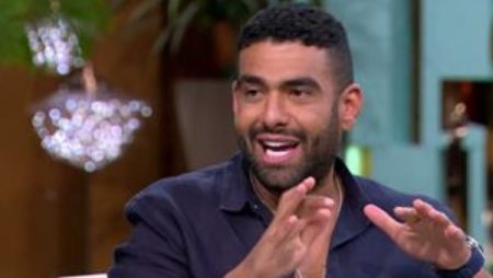 العائلة أولا.. محمد كيلاني يتحدث عن أهمية التواصل الأسري