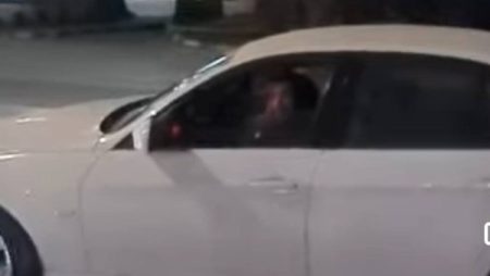 أنا مش متحرش أنا بعاكس.. فيديو متداول لشاب يعاكس فتاة في الشارع