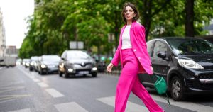 تحرك يا جينز! هذه السراويل الربيعية الفضفاضة والنحيفة الـ 17 تبدو أفضل بكثير