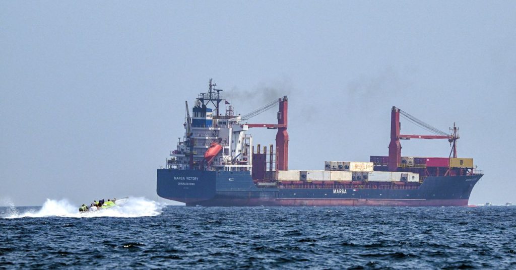 ارتفاع الهجمات على نظام تحديد المواقع العالمي (GPS) وسط الحرب الأمريكية والإسرائيلية على إيران