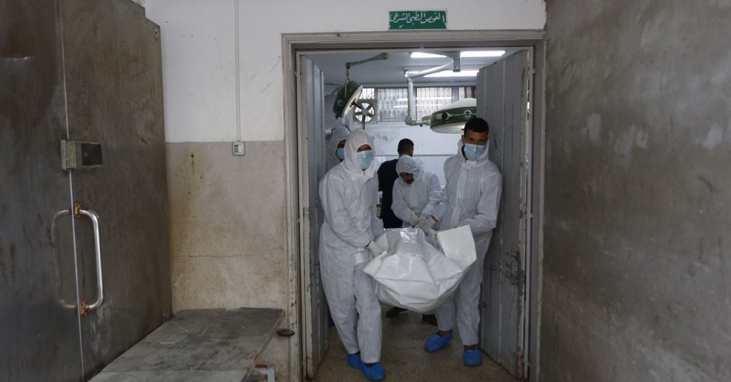 ماذا يحدث عندما لا تستطيع الحصول على شهادة وفاة في غزة