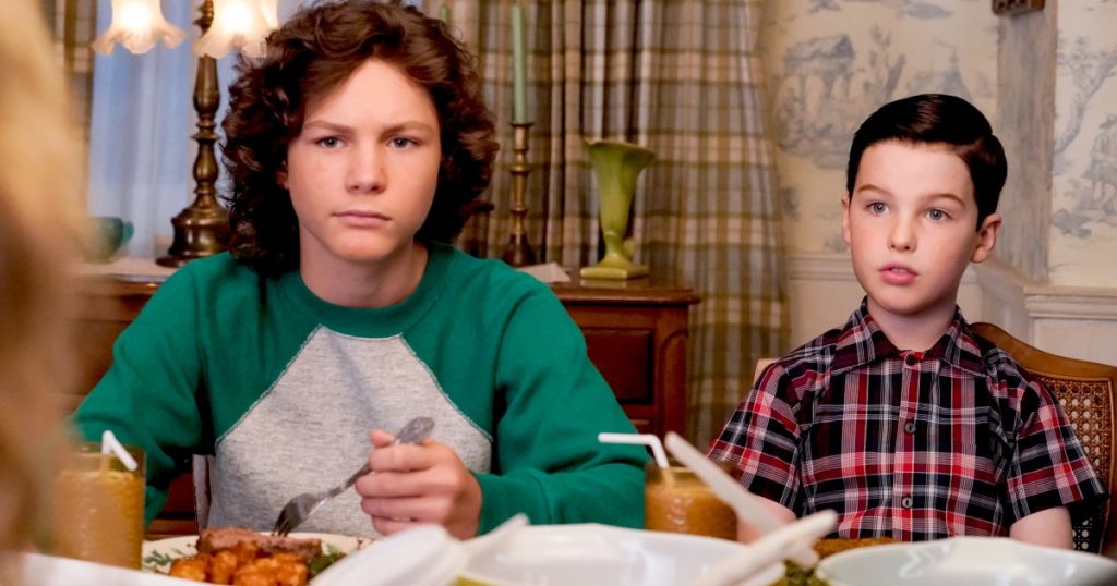 إيان أرميتاج من يونغ شيلدون يكشف أنه لا توجد “خطة حالية” لفيلمه “جورجي وماندي” (حصريًا)