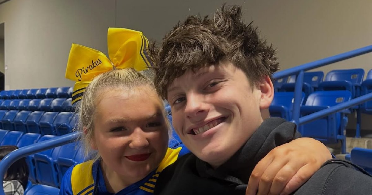 أمرت محكمة Star Hunter غير المتوقعة بعدم النوم في تقرير Girlfriend Bellas House