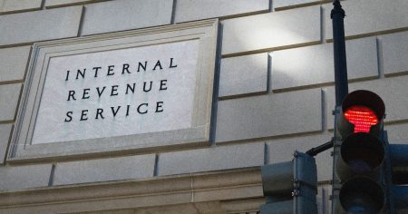 مصلحة الضرائب تريد عمليات تدقيق أكثر ذكاءً يمكن أن تساعد شركة Palantir في تحديد من سيتم الإبلاغ عنه