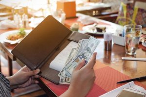 الدول الخمس الأكثر والأقل سخاءً